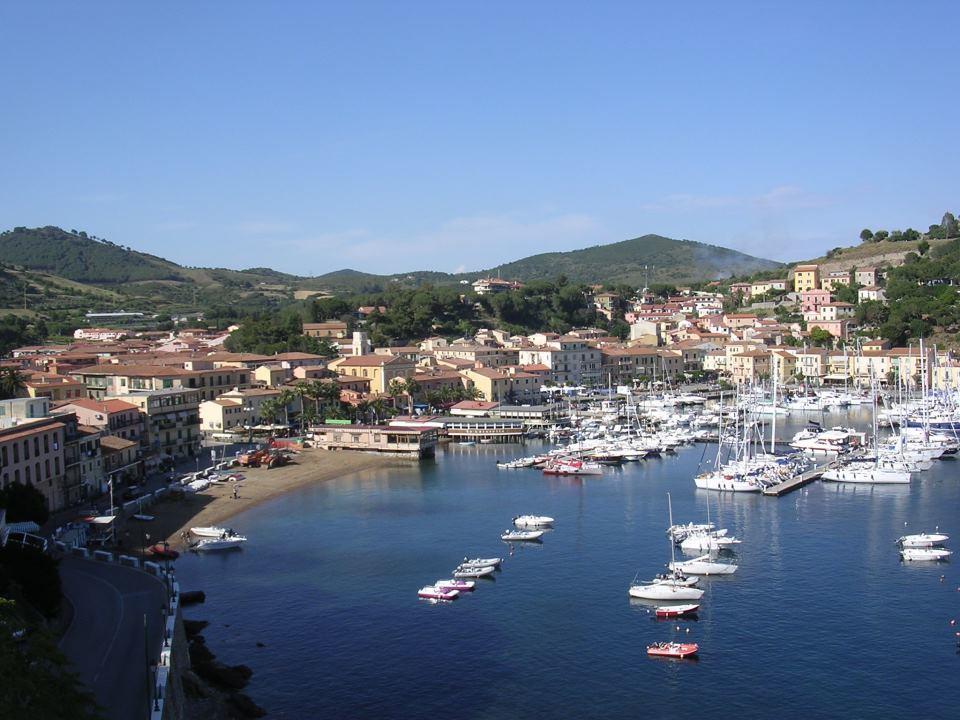 Ferienwohnung Casa Vacanza Azzurra Porto Azzurro Exterior foto